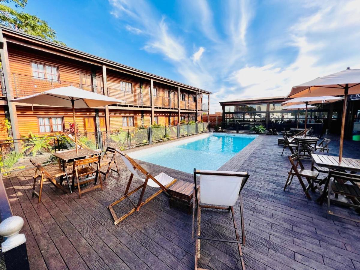 Alma Pura Hotel ปูแอร์โตอีกวาซู ภายนอก รูปภาพ