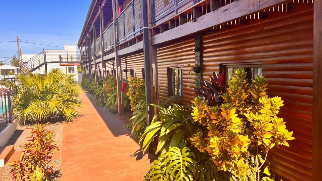 Alma Pura Hotel ปูแอร์โตอีกวาซู ภายนอก รูปภาพ