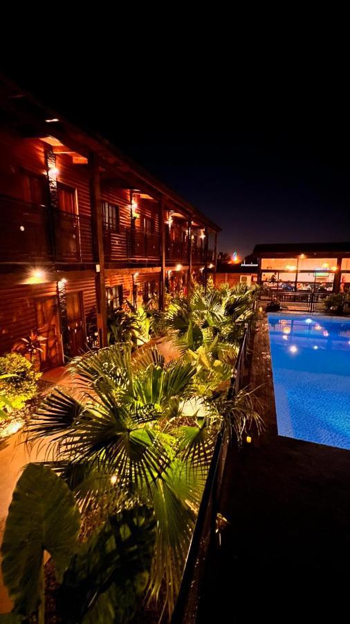 Alma Pura Hotel ปูแอร์โตอีกวาซู ภายนอก รูปภาพ